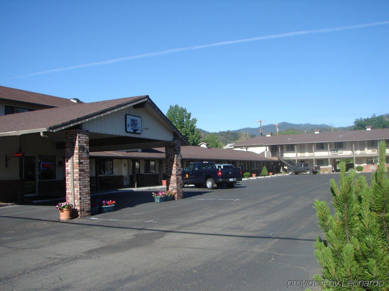 Klamath Motor Lodge ワイリーカ エクステリア 写真