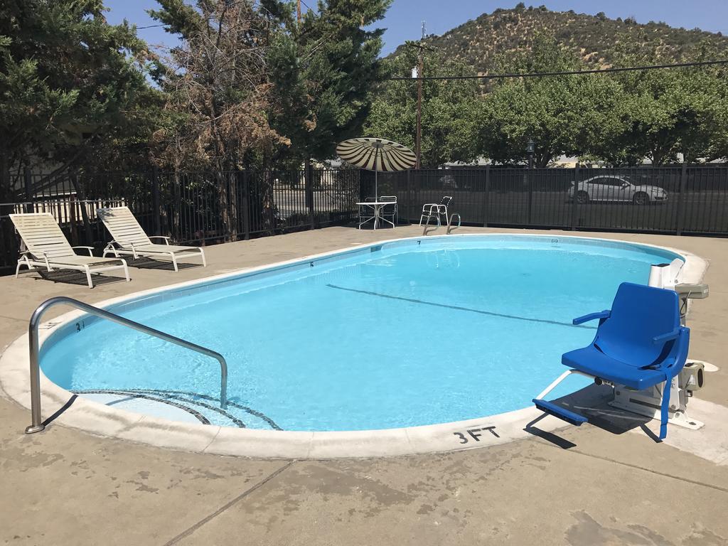 Klamath Motor Lodge ワイリーカ エクステリア 写真