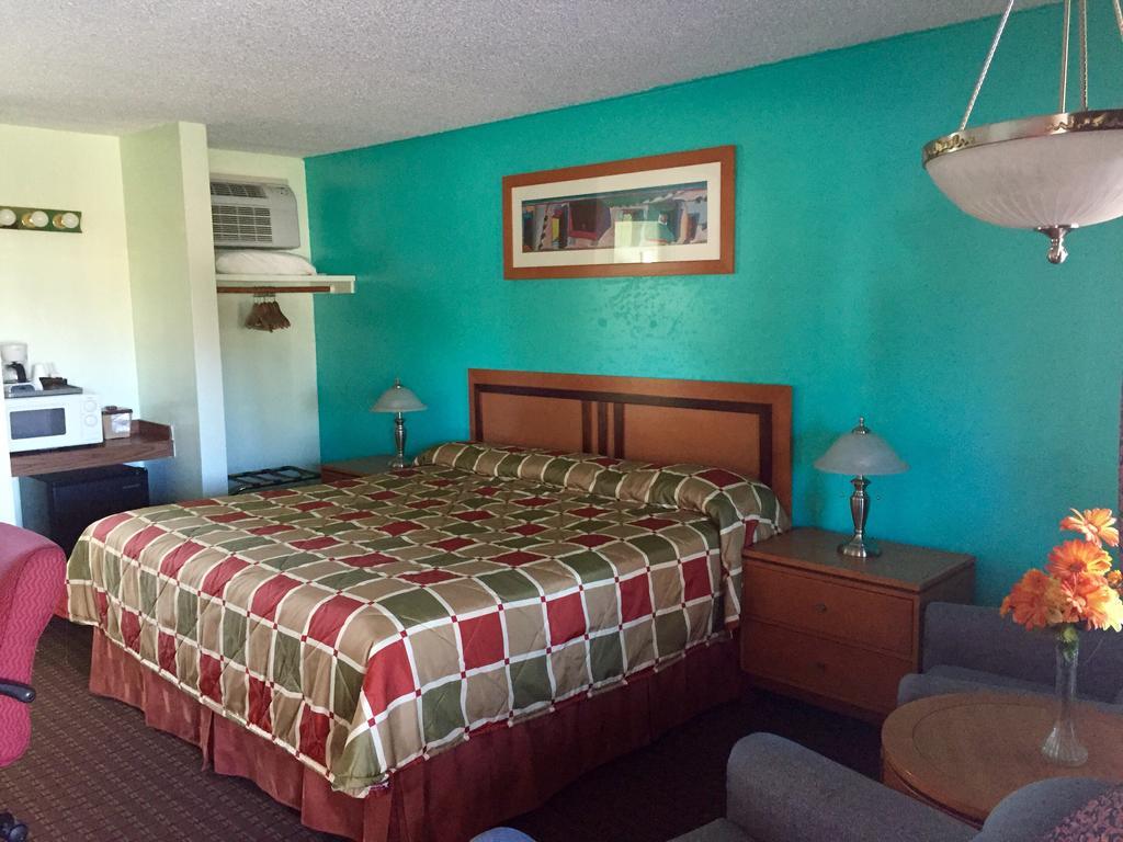 Klamath Motor Lodge ワイリーカ エクステリア 写真