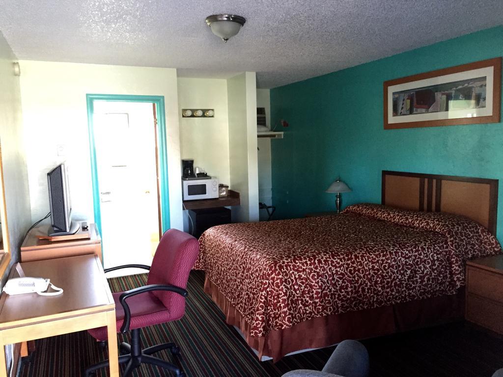 Klamath Motor Lodge ワイリーカ エクステリア 写真