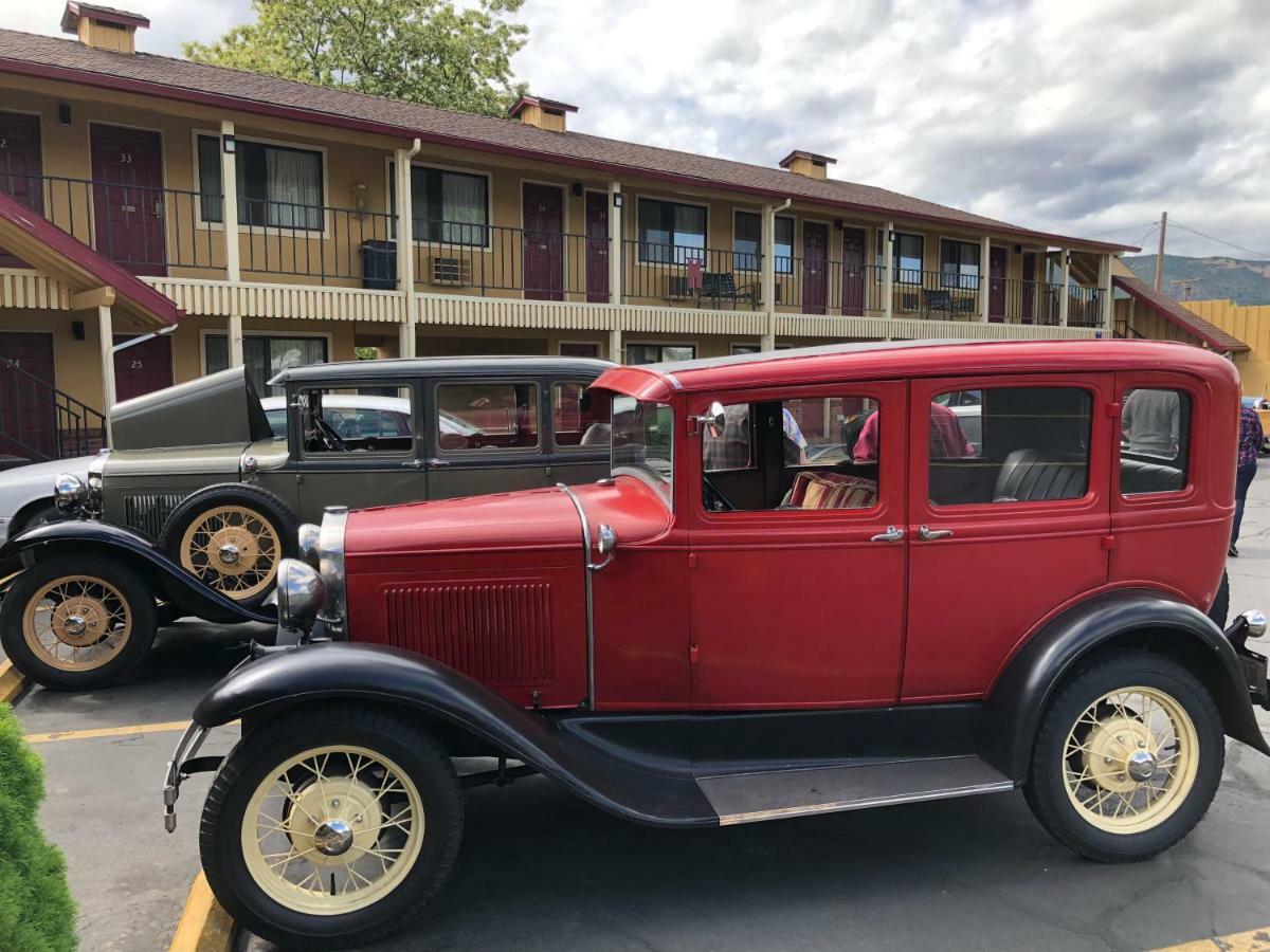 Klamath Motor Lodge ワイリーカ エクステリア 写真